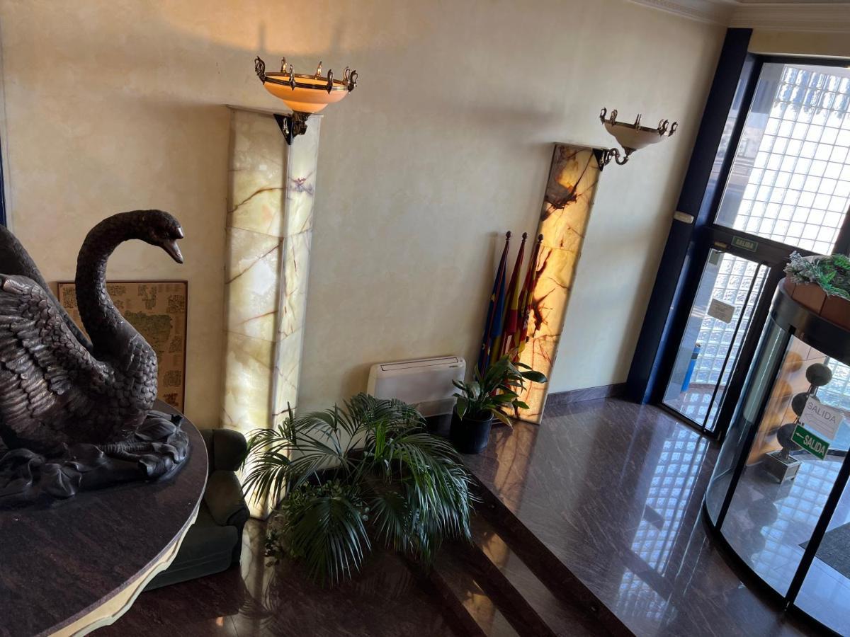 Hotel El Cisne Σαραγόσα Εξωτερικό φωτογραφία