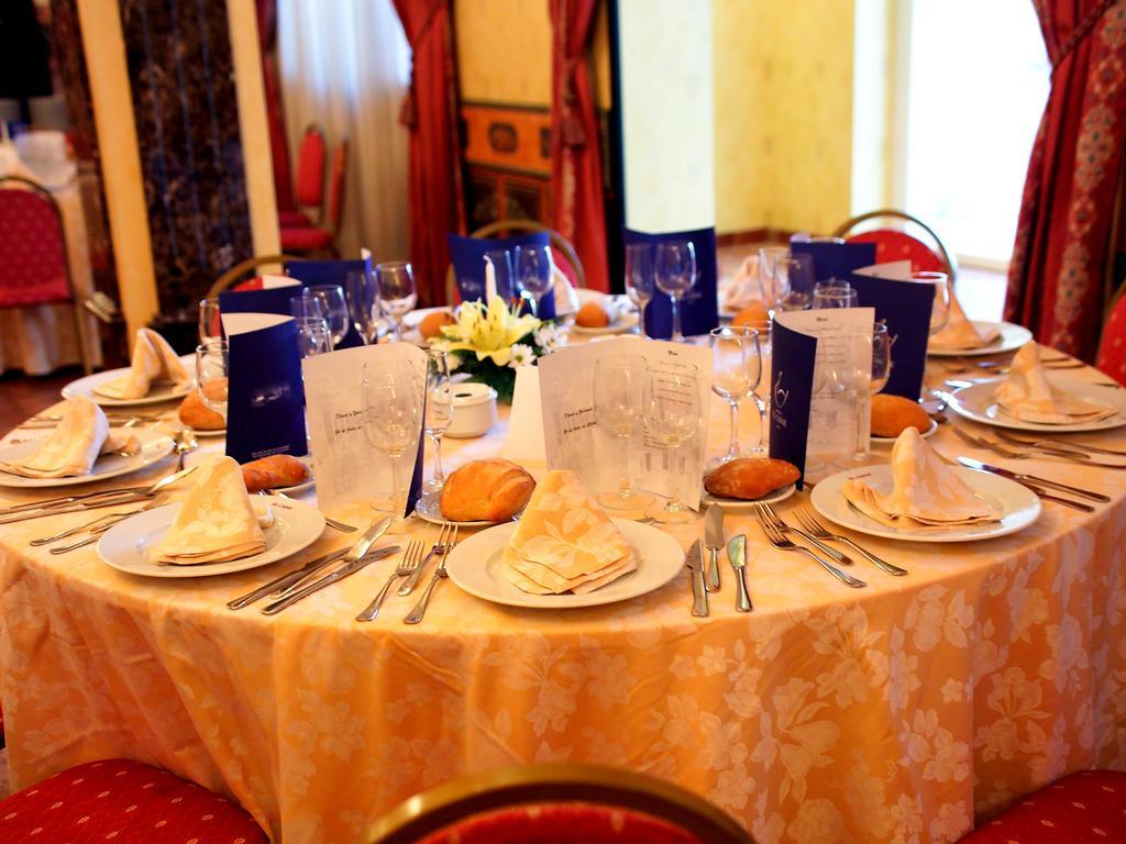Hotel El Cisne Σαραγόσα Εξωτερικό φωτογραφία